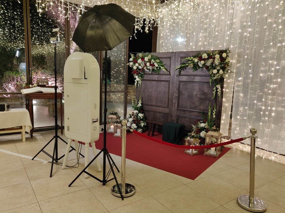 Magic Mirror Photo Booth Rental In Malta With Amazing Premium Backdrop